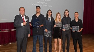 Egeli İletişimciler yaptığı filmlerle ödüle doymuyor