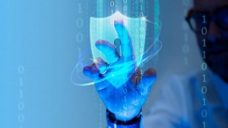 Hackerlerin Gözü Seyahate Çıkanların Üstünde