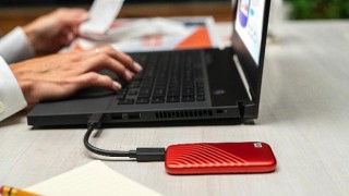 Her an yanınızda taşıyabileceğiniz Western Digital harici depolama çözümleri ile yaz mevsiminin en değerli anları her zaman kayıt altında!