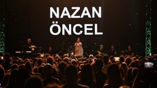 Yıldızlar Altında “Kalamış Yaz Festivali” Devam Ediyor