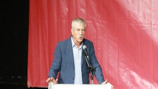 Beko, üniversiteli gençlerin intihar ve şüpheli ölümlerini sordu