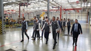 Sanayi ve Teknoloji Bakanı Mustafa Varank TürkTraktör Ankara Fabrikası’nı Ziyaret Etti