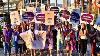 Alzheimer hastalığına dikkat çekmek için yürüdüler