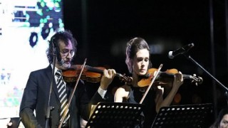 Gemlik’te denize nazır senfoni