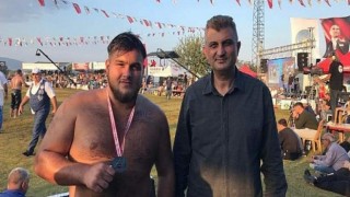 Gölcüklü Yunus Emre Akman Elmalı’da Büyük Orta Boya Yükseldi