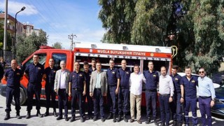 Milas belediye başkanı Muhammet Tokat Milas itfaiyesi’ni ziyaret etti