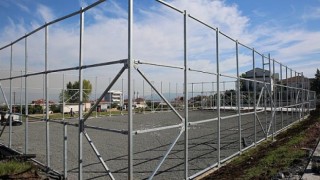 Şevkatiye Parkı’nda zemin betonları atıldı