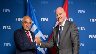 TFF Başkanı Mehmet Büyükekşi FIFA Başkanı Gianni Infantino ile buluştu