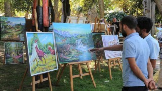 Üç Sanatçının Resimleri Değirmende’de Sergiye Dönüşt