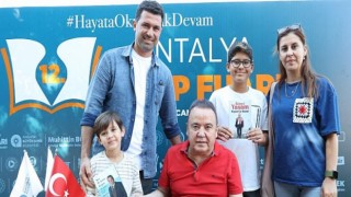 12. Antalya Kitap Fuarı üç günde binlerce ziyaretçi ağırladı