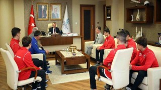 Başkan Büyükakın, ’’Gençlerimizi desteklemeye devam edeceğiz’’