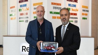 Bursa Büyükşehir Belediye Başkanı Alinur Aktaş, Oyak Renault’yu Ziyaret Etti