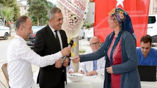 İzmir Büyükşehir Belediyesi’nde 34 üreticiye daha hayvan desteği