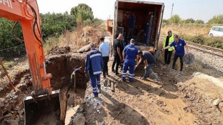 İZSU ekipleri arızayı gidermek için kesintisiz çalışıyor