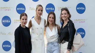 NIVEA, yeni Luminous630 Leke Karşıtı Bakım Serisi’ni Pelin Akil ile yaptığı iş birliğinde, ışıltılı bir lansmanda tanıttı!