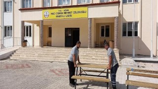 Antalya Büyükşehir’den bank ve piknik masası desteği