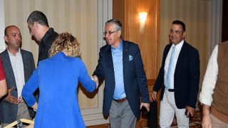 Başkan Topaloğlu CHP ve İYİ parti yönetim kurulu üyeleriyle yemekte bir araya geldi