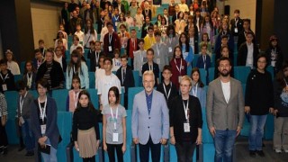 Çocuk Meclisi’nin yeni Başkanı Özlem Yılmaz