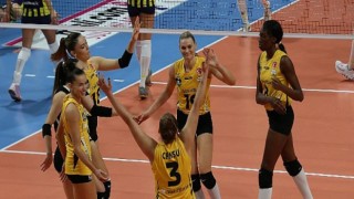 Derbide kazanan 3-1 ile VakıfBank