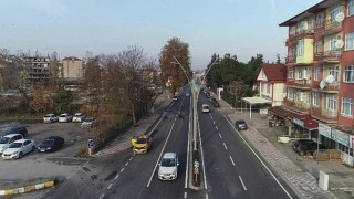 Gölcük Adnan Menderes Caddesi