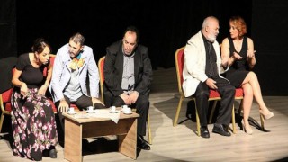 Hayat Kime Güzel Saray’da Sahnelendi