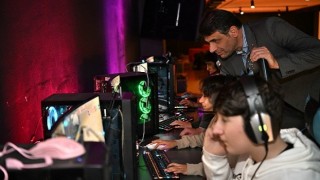 Başkan Kocaman E-Spor Heyecanına Ortak Oldu