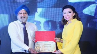 Doç. Dr. Türk, uluslararası kongrelerde EÜ&#39;yü temsil etti