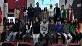 Gençlere girişimcilik eğitimi