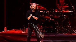 İzmir Büyükşehir Belediyesi ve Feridun Düzağaç SMA hastalarına umut oldu