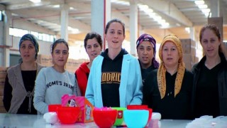 Kınık Kaan Efe Gönüllülerinden SMA Tip 1 Hastası Kaan Efe’ye Şarkılı Destek