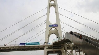 Kocaeli’nin markası köprülere işleniyor