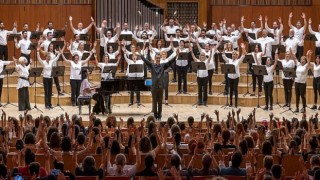 Koroların Sesi Dünya Koro Günüde Atatürk Kültür Merkezinden Yükselecek