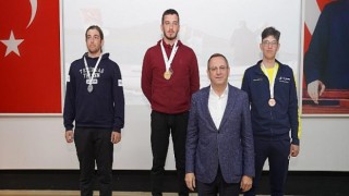 Yelkenciler Madalya İle Taçlandırıldı