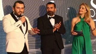 332 Plus Farkı: “2022 Yılı Enleri Ödül Töreni”