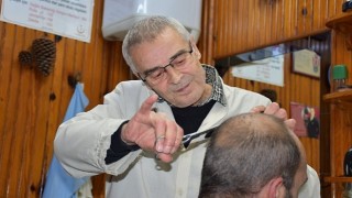 57 Yıldır Makasını Elinden Bırakmadı