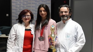 “Anne Sırtıma Bir Bakar Mısın?” Sosyal Sorumluluk Projesiyle Skolyoz Erken Tespit Edilecek