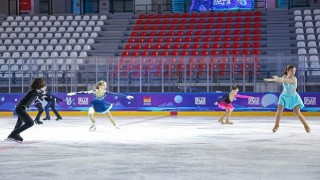 Buz Adası'nda Yarıyıl Eğlencesi Başlıyor..!