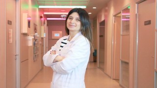 Çocuğa en büyük karne hediyesi, çabasının övülmesidir