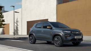 Dacia&#39;da Elektrik Devrimini Başlatan Spring Yeni Extreme Donanımı ve Motoruyla İlk Kez Sahnede