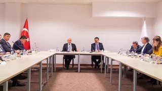 İzmir Büyükşehir Belediyesi ve ilçe belediyelerinden temizlik için güç birliği