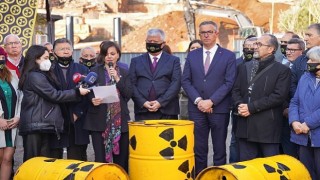 İzmir&#39;in Çernobil&#39;i Temizlensin Komisyonu&#39;ndan 14 soru