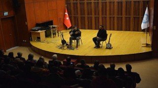 Peker, “Cümbüş, müzik kültürümüzün önemli bir simgesidir”