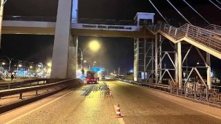 Turgut Özal ve Adnan Menderes te kumlama ve boyama çalışmaları