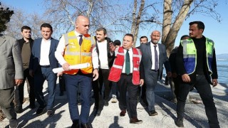 Başkan Böcek Finike Cumhuriyet Meydanı 23 Nisan da açılacak