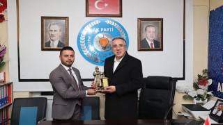 Başkan Savran, Ak Parti Hacıbektaş İlçe Başkanlığı Yönetim Kurulu Toplantısına Katıldı