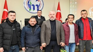 Mustafakemalpaşa Belediyesi apos Ayın Vatandaşını Seçti