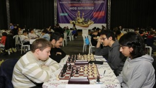 256 Sporcu Hamlelerini Yarıştırdı