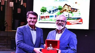 Bahadır Yenişehirlioğlu: “Kitap, ihya da eder, imha da eder”