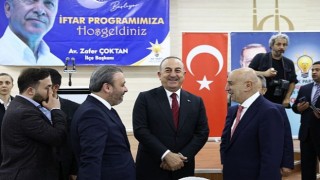 Bakan Çavuşoğlunun Katılımıyla Hem İftar Hem Genmlik Buluşması