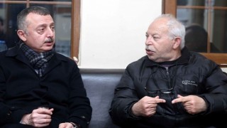 Başkan Büyükakın, Adalet Taksi durağında iftarını açtı